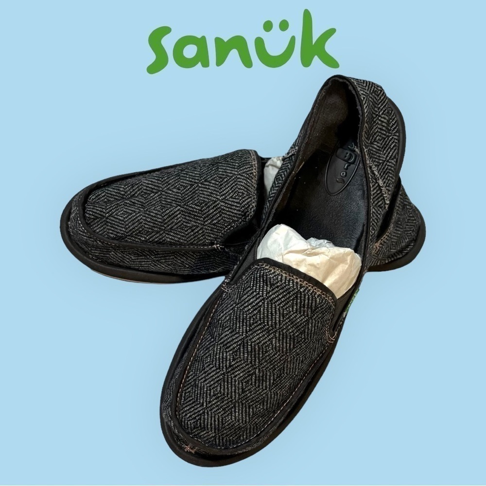 Sanuk Donna Women’s Slip On Size 10